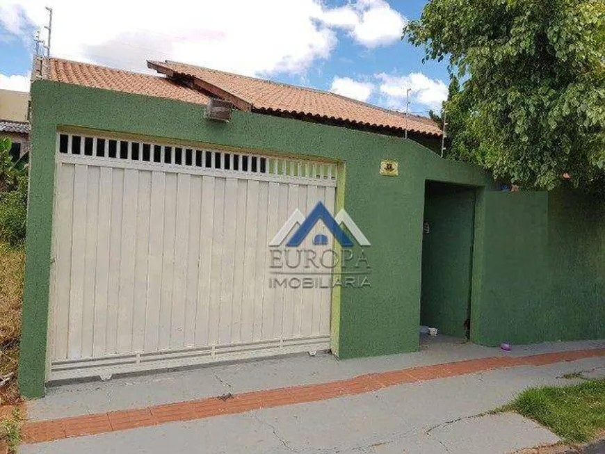 Foto 1 de Casa com 3 Quartos à venda, 130m² em Pacaembu, Londrina