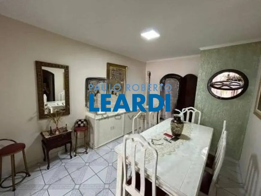 Foto 1 de Casa com 3 Quartos à venda, 142m² em Vila Scarpelli, Santo André