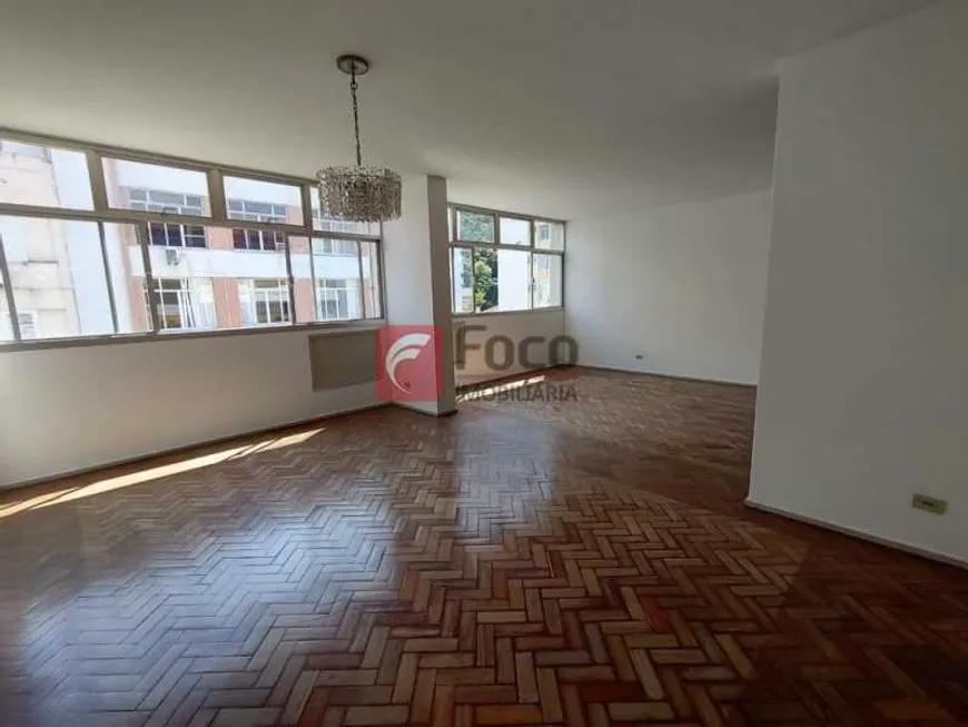 Foto 1 de Apartamento com 3 Quartos à venda, 150m² em Copacabana, Rio de Janeiro