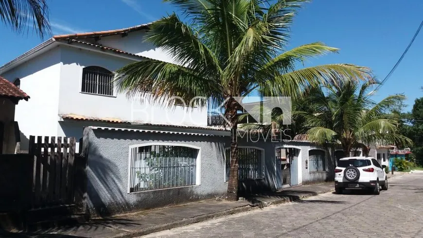 Foto 1 de Casa com 4 Quartos à venda, 280m² em Vila Muriqui, Mangaratiba