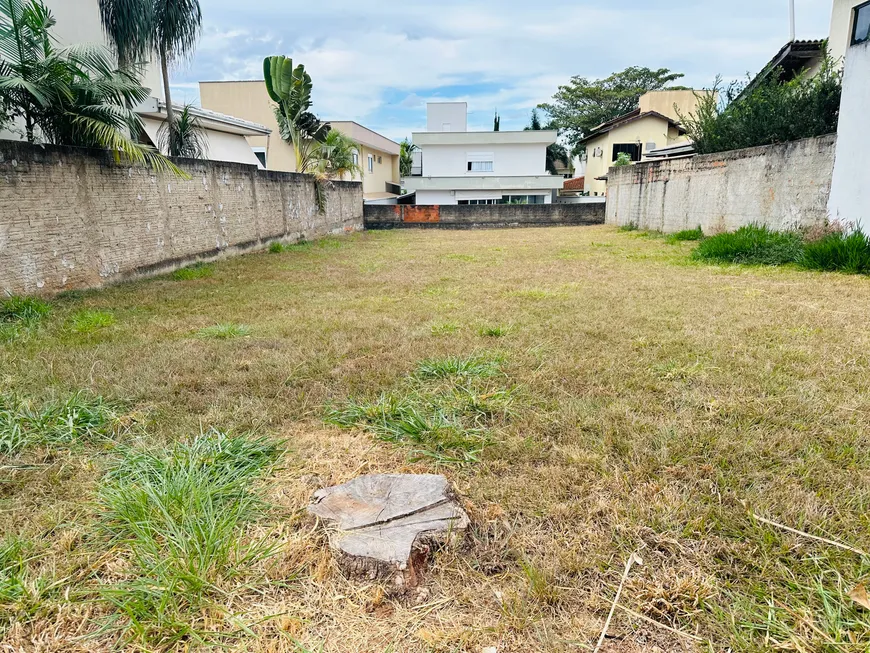 Foto 1 de Lote/Terreno à venda em Jardins Madri, Goiânia