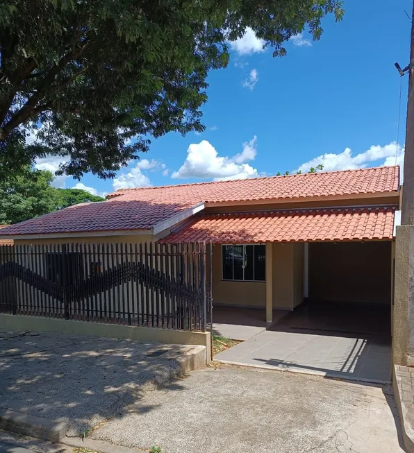 Foto 1 de Casa com 4 Quartos à venda, 117m² em Conjunto Habitacional Inocente Vila Nova Júnior, Maringá