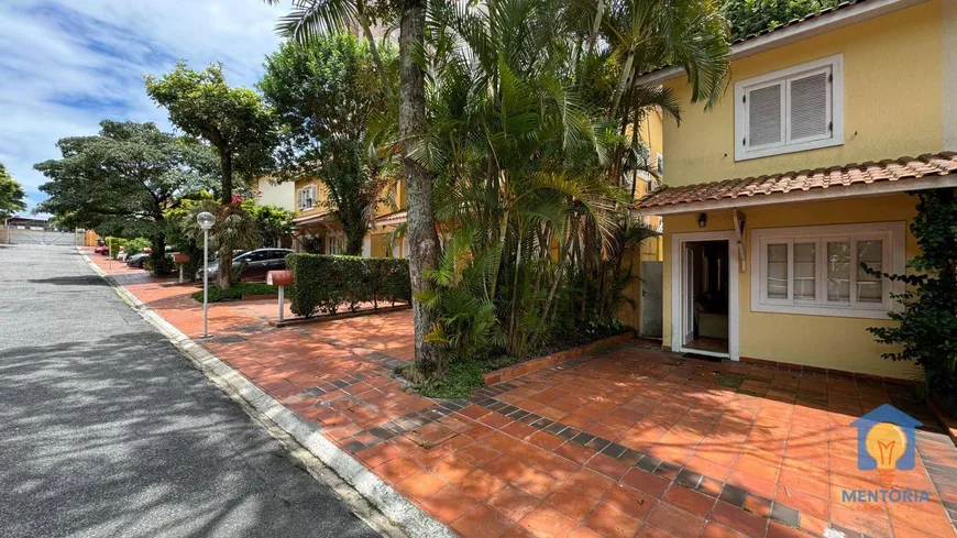 Foto 1 de Casa de Condomínio com 3 Quartos para venda ou aluguel, 228m² em Butantã, São Paulo