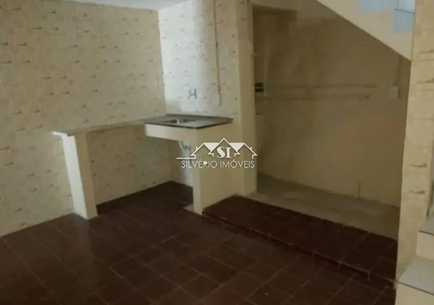 Foto 1 de Casa com 2 Quartos para alugar, 46m² em Cascatinha, Petrópolis