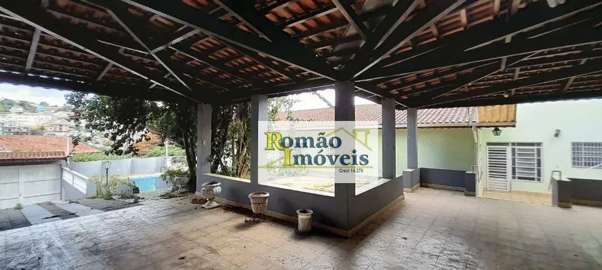 Foto 1 de Casa com 3 Quartos à venda, 330m² em Centro, Mairiporã