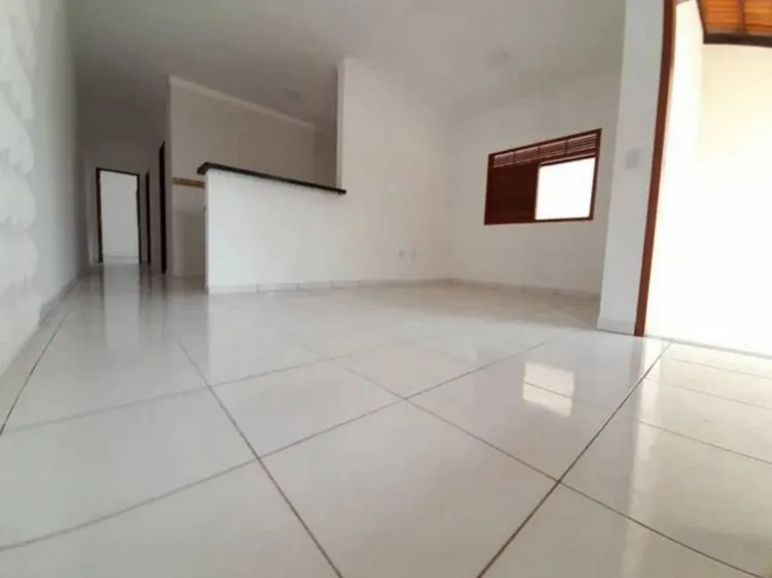 Foto 1 de Casa com 2 Quartos à venda, 130m² em Pirajá, Salvador