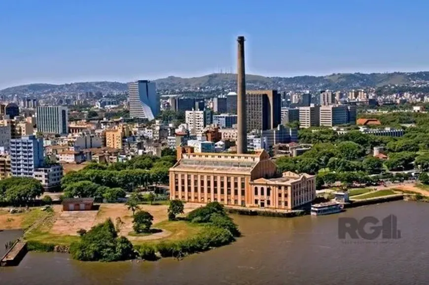 Foto 1 de Apartamento com 2 Quartos à venda, 57m² em Centro Histórico, Porto Alegre