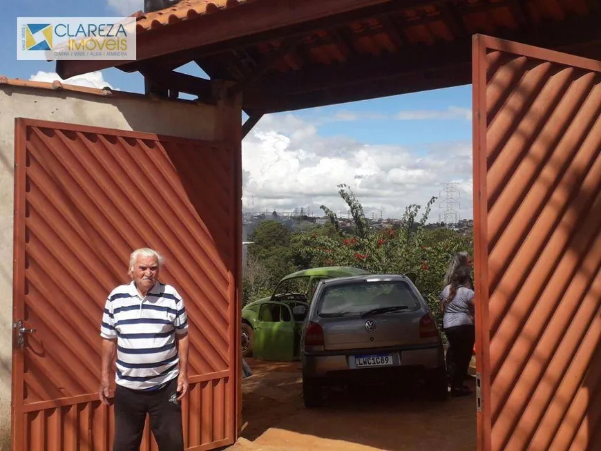 Foto 1 de Fazenda/Sítio com 2 Quartos à venda, 90m² em Jardins, Bragança Paulista
