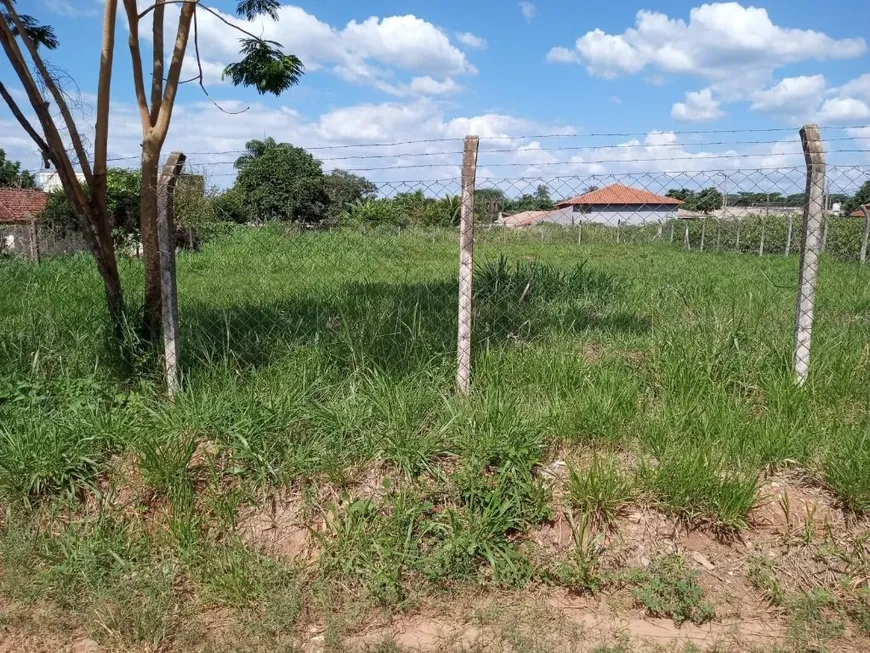 Foto 1 de Lote/Terreno à venda, 1000m² em , Guapiaçu