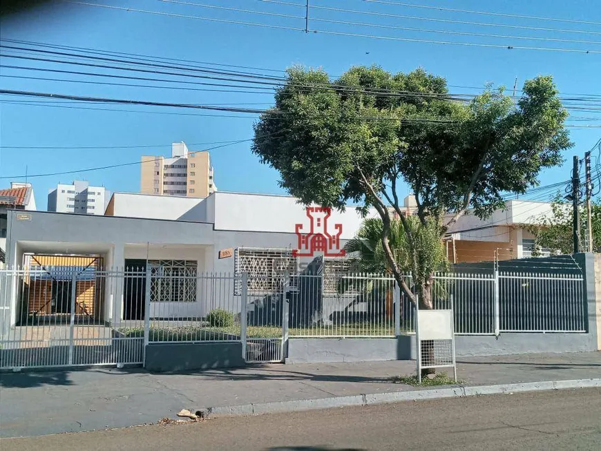 Foto 1 de Casa com 4 Quartos para alugar, 250m² em Jardim Shangri La A, Londrina
