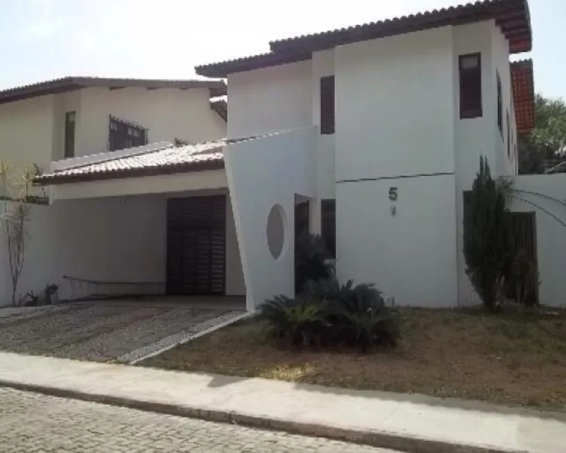 Foto 1 de Casa com 4 Quartos para alugar, 270m² em Olho d'Água, São Luís