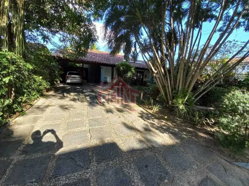 Foto 1 de Casa de Condomínio com 3 Quartos à venda, 199m² em Pendotiba, Niterói