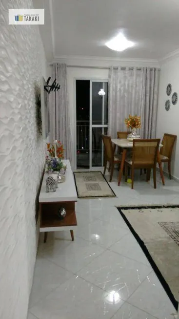 Foto 1 de Apartamento com 3 Quartos à venda, 69m² em Vila Caraguatá, São Paulo