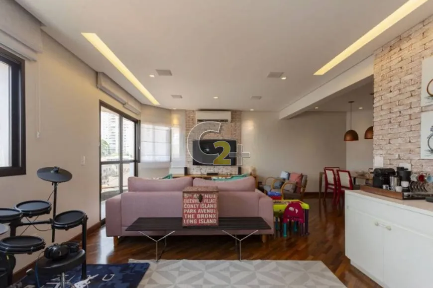 Foto 1 de Apartamento com 3 Quartos à venda, 170m² em Vila Romana, São Paulo