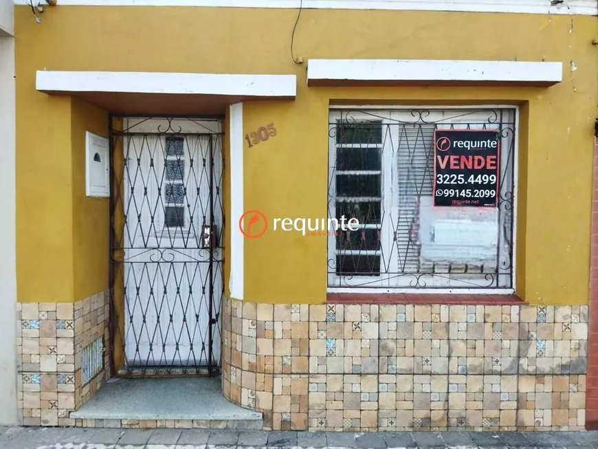 Foto 1 de Casa com 3 Quartos à venda, 92m² em Centro, Pelotas