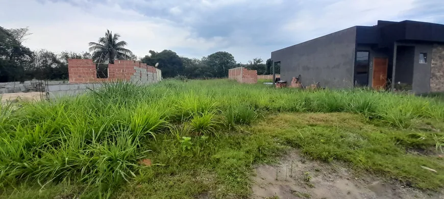 Foto 1 de Lote/Terreno à venda, 220m² em Centro, Maricá