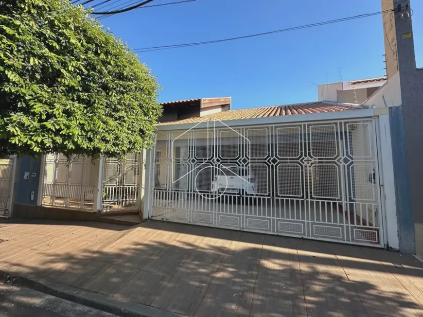 Foto 1 de Casa com 3 Quartos à venda, 360m² em Jardim São Francisco, Marília