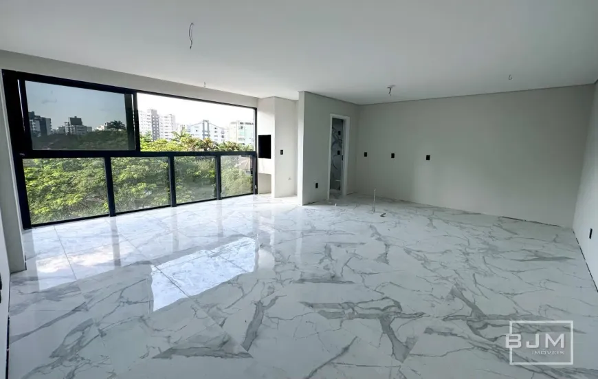 Foto 1 de Apartamento com 3 Quartos à venda, 111m² em América, Joinville