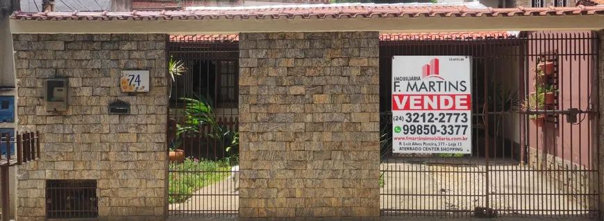 Foto 1 de Casa com 3 Quartos à venda, 440m² em Jardim Vila Rica - Tiradentes, Volta Redonda