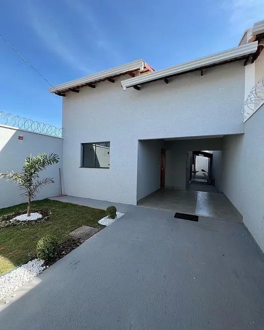 Foto 1 de Casa com 2 Quartos à venda, 89m² em Mangabeira, Feira de Santana