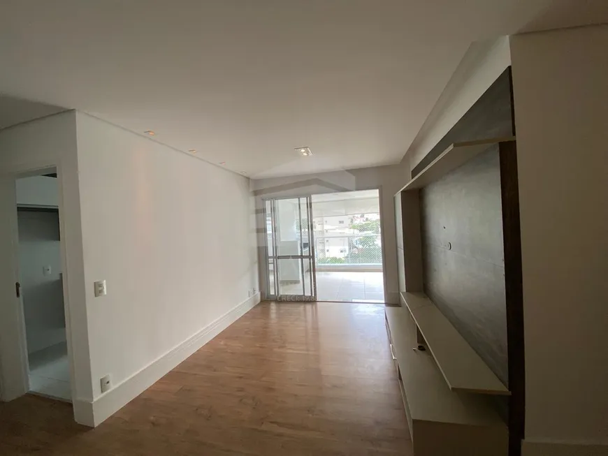 Foto 1 de Apartamento com 3 Quartos para alugar, 111m² em Aclimação, São Paulo