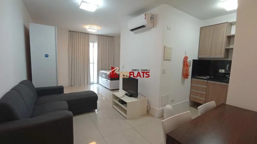 Foto 1 de Apartamento com 1 Quarto para alugar, 42m² em Itaim Bibi, São Paulo