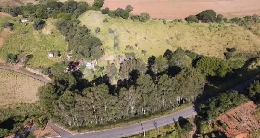 Foto 1 de Fazenda/Sítio com 3 Quartos à venda, 30000m² em Centro, Cristina