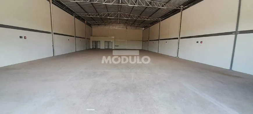 Foto 1 de Galpão/Depósito/Armazém para alugar, 450m² em Shopping Park, Uberlândia