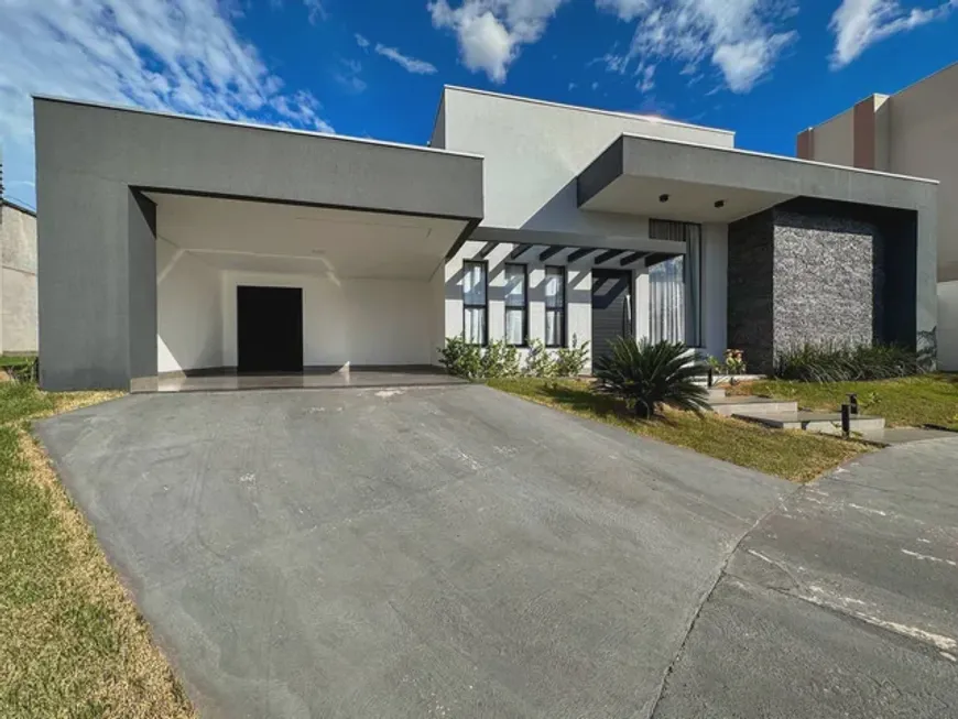 Foto 1 de Casa com 4 Quartos à venda, 103m² em Centro, Itapema