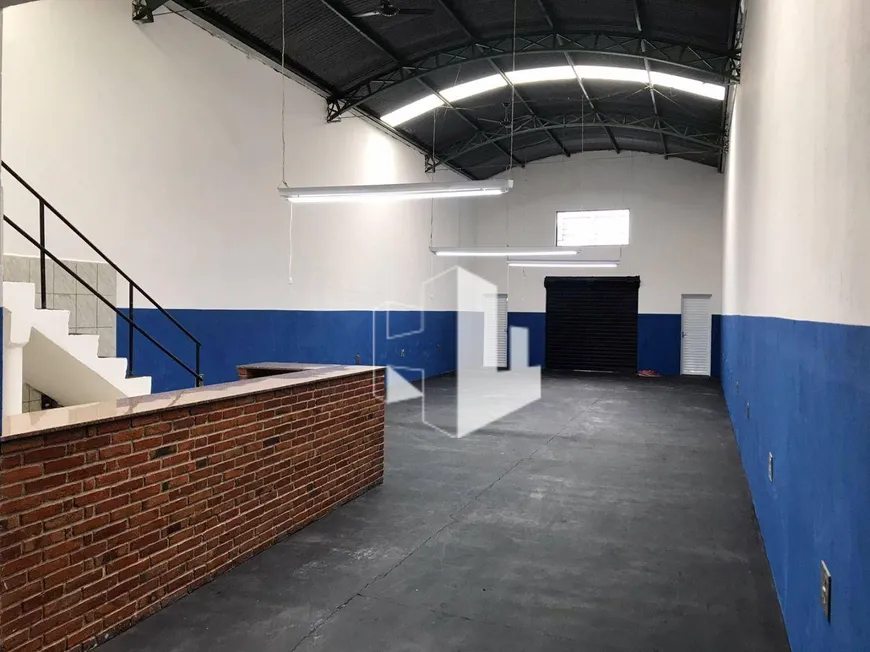 Foto 1 de Galpão/Depósito/Armazém para alugar, 175m² em Jardim Santa Helena, Jaú