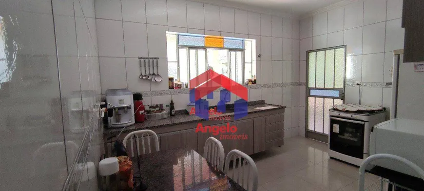 Foto 1 de Casa com 3 Quartos à venda, 360m² em Jardim Leblon, Belo Horizonte