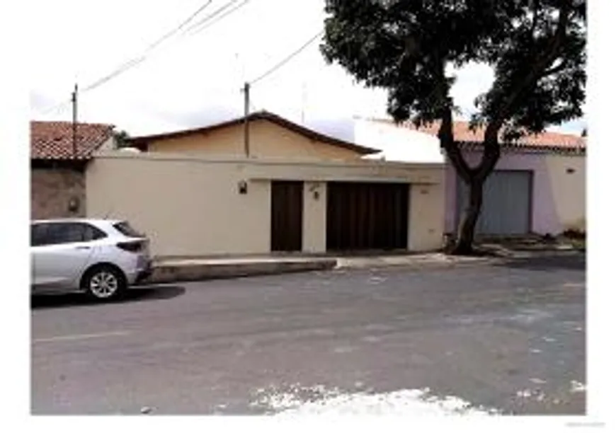 Foto 1 de Casa com 3 Quartos à venda, 260m² em Lourival Parente, Teresina