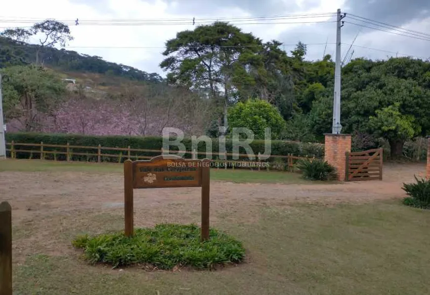 Foto 1 de Lote/Terreno à venda, 10000m² em Vale das Videiras, Petrópolis