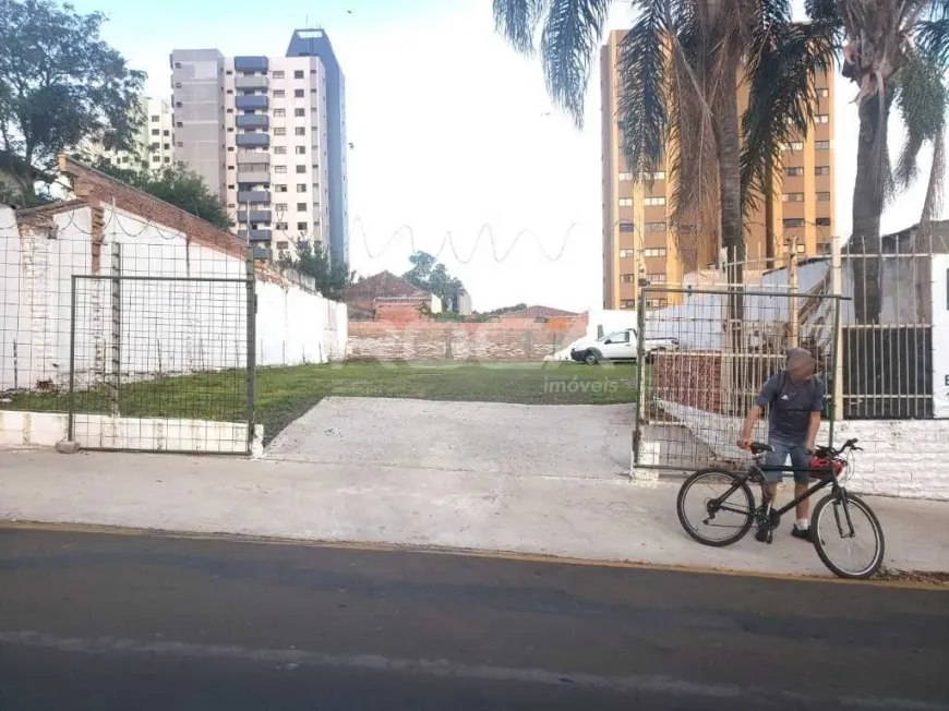 Foto 1 de Lote/Terreno à venda, 466m² em Centro, São Carlos