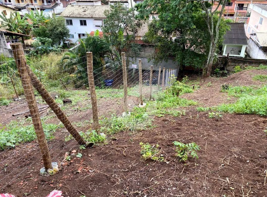 Foto 1 de Lote/Terreno à venda, 360m² em Maralegre, Niterói