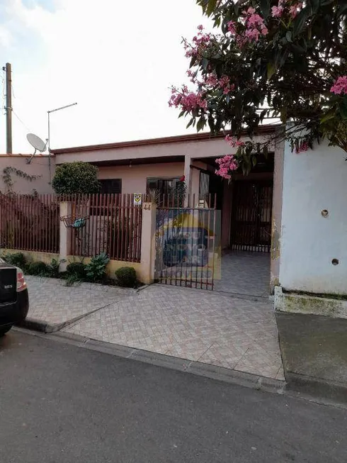 Foto 1 de Casa com 2 Quartos à venda, 64m² em Tatuquara, Curitiba