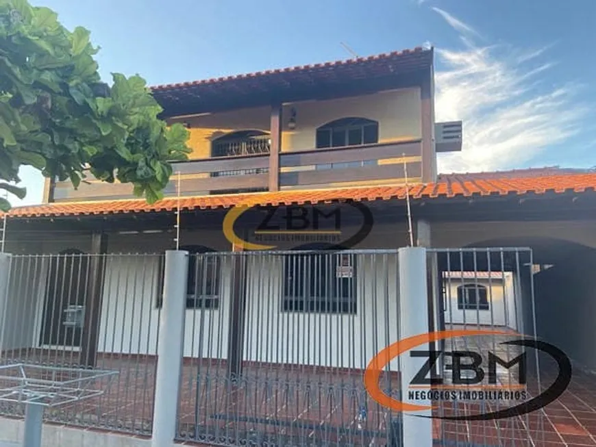 Foto 1 de Casa com 3 Quartos à venda, 252m² em São Pedro, Londrina