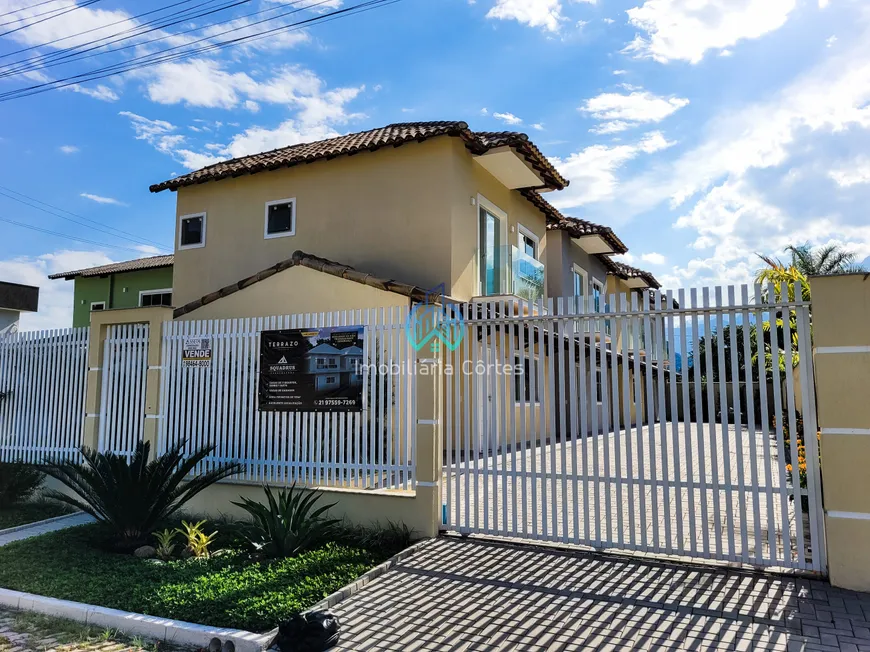 Foto 1 de Casa com 3 Quartos à venda, 110m² em Cotia, Guapimirim