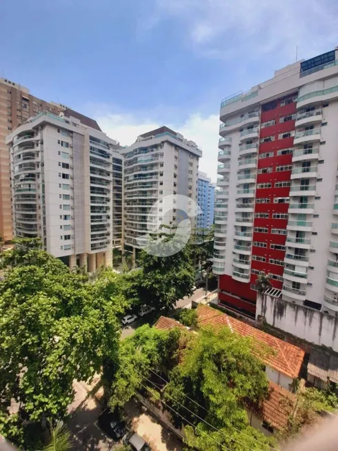 Foto 1 de Apartamento com 4 Quartos à venda, 153m² em Icaraí, Niterói