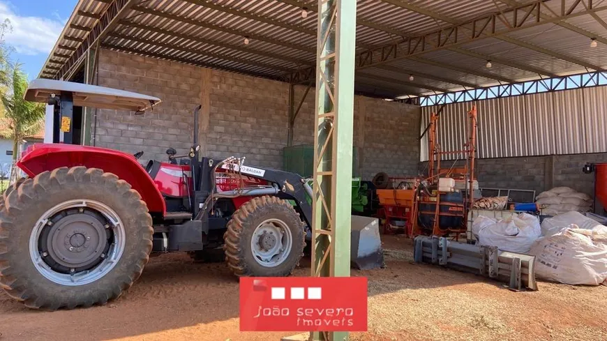 Foto 1 de Fazenda/Sítio à venda, 21m² em , Santa Cruz de Goiás