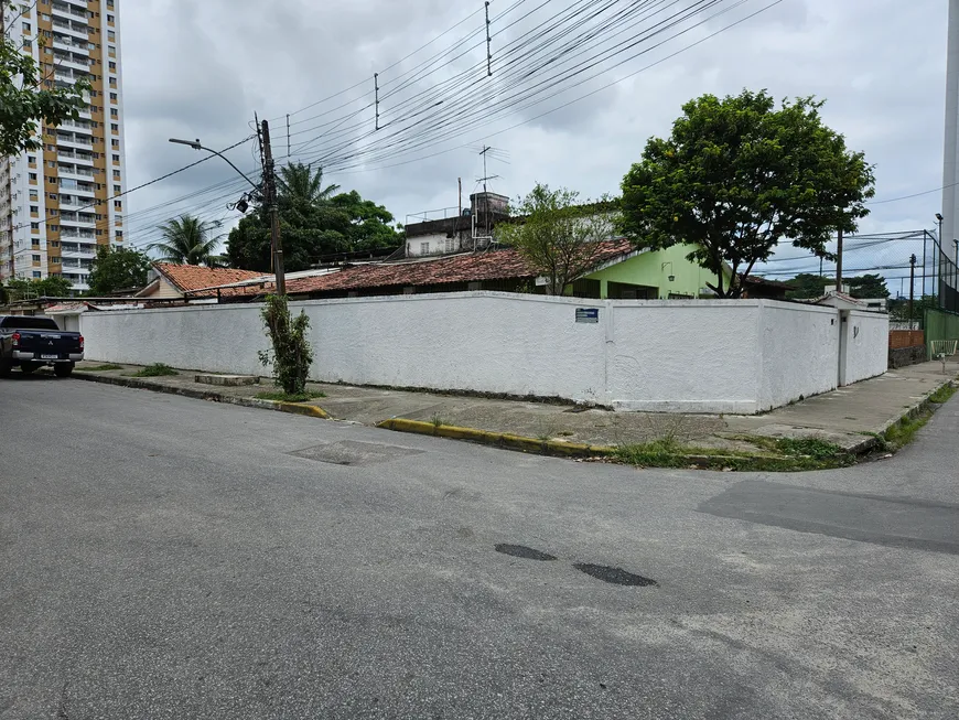 Foto 1 de Casa com 4 Quartos à venda, 360m² em Caxangá, Recife