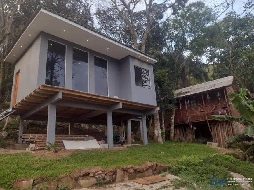 Foto 1 de Casa com 3 Quartos à venda, 40m² em Praia da Solidao, Florianópolis