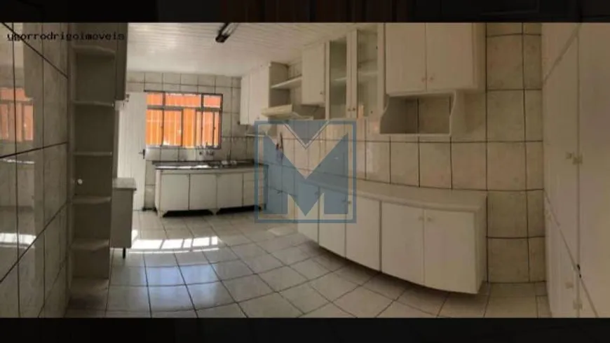 Foto 1 de Sobrado com 3 Quartos à venda, 215m² em Vila Rosalia, Guarulhos