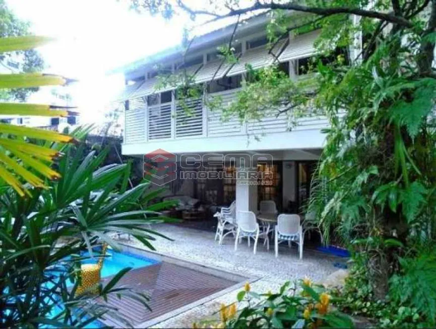 Foto 1 de Casa com 4 Quartos à venda, 678m² em Laranjeiras, Rio de Janeiro