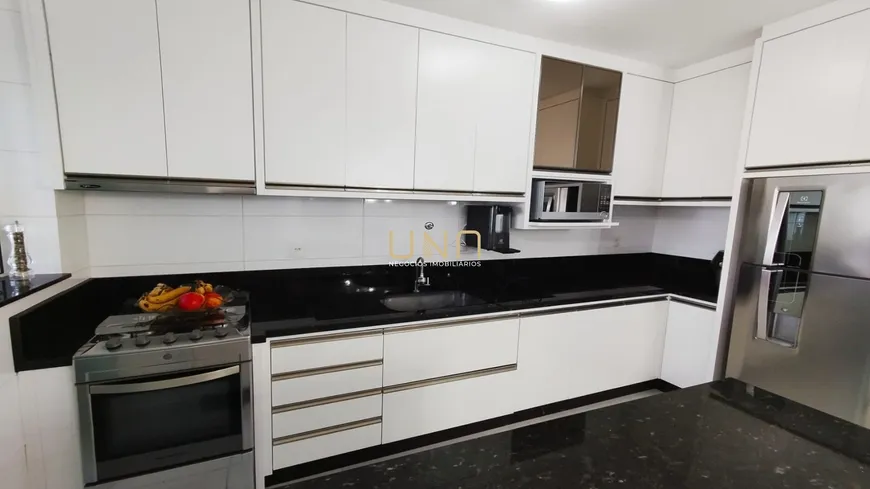 Foto 1 de Apartamento com 2 Quartos à venda, 63m² em Capoeiras, Florianópolis