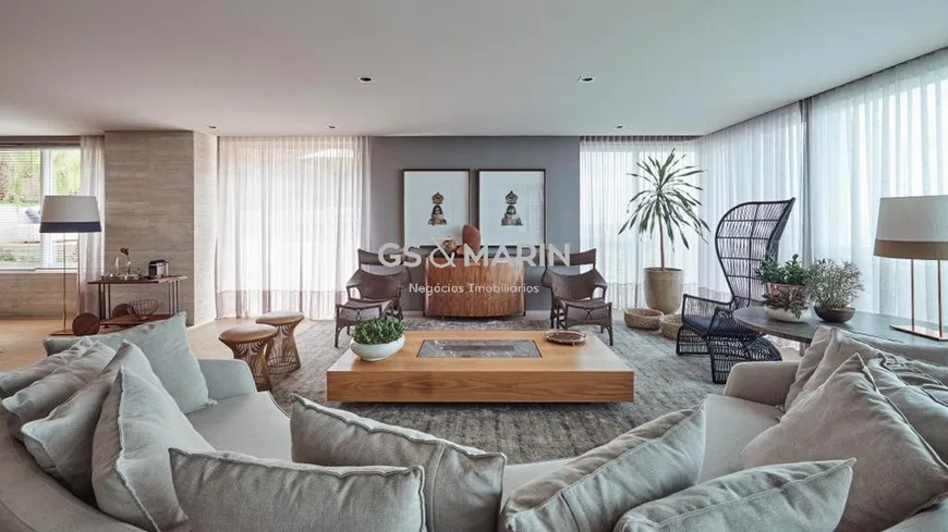Foto 1 de Apartamento com 4 Quartos à venda, 756m² em Guanabara, Londrina