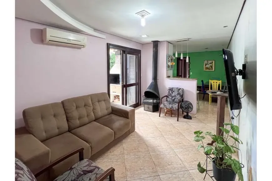 Foto 1 de Casa com 4 Quartos à venda, 145m² em Igara, Canoas