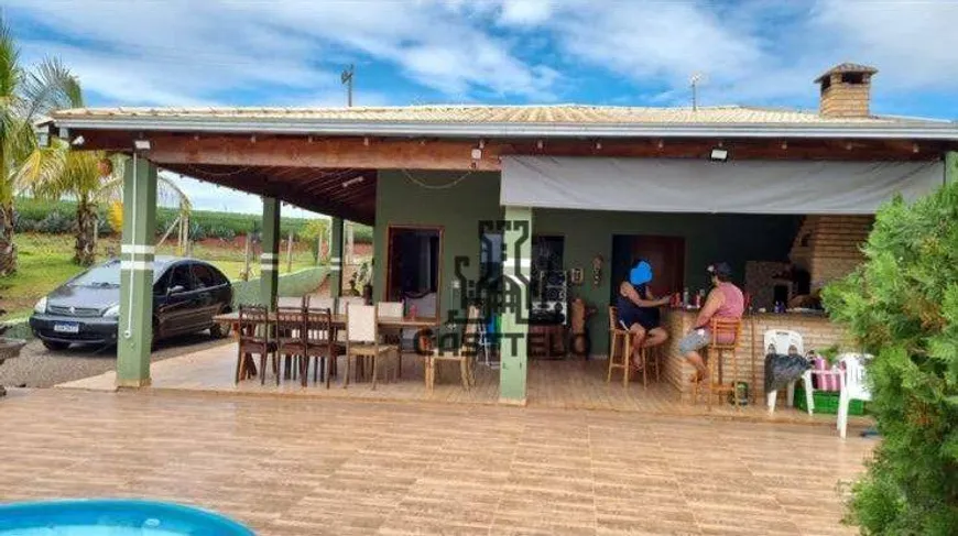 Foto 1 de Fazenda/Sítio com 3 Quartos à venda, 220m² em Zona Rural, Alvorada do Sul