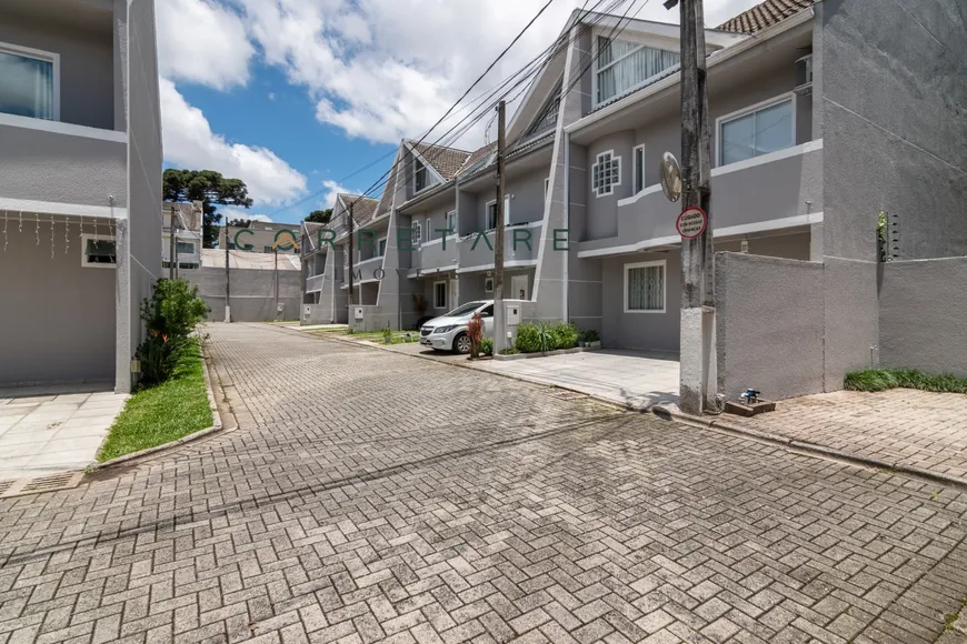 Foto 1 de Casa de Condomínio com 3 Quartos à venda, 169m² em Uberaba, Curitiba