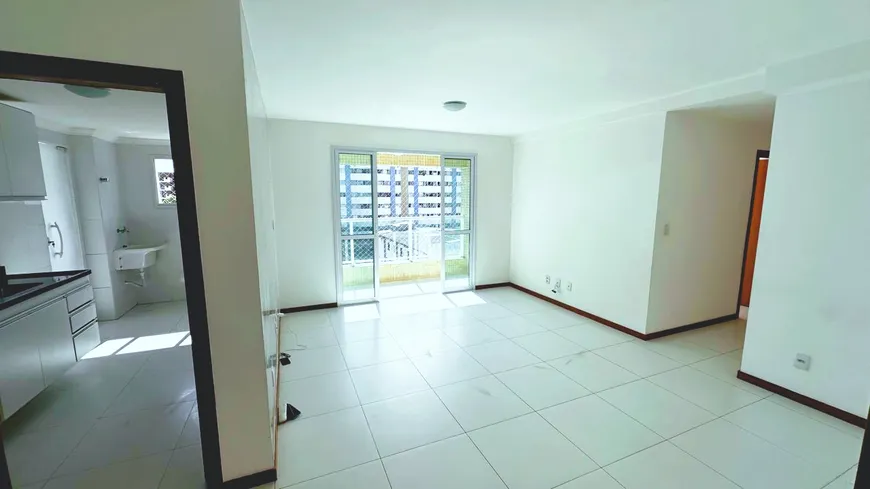 Foto 1 de Apartamento com 2 Quartos à venda, 80m² em Pitangueiras, Lauro de Freitas